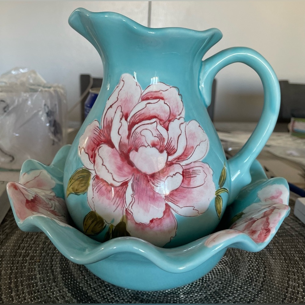PEONY Pitcher & Bowl